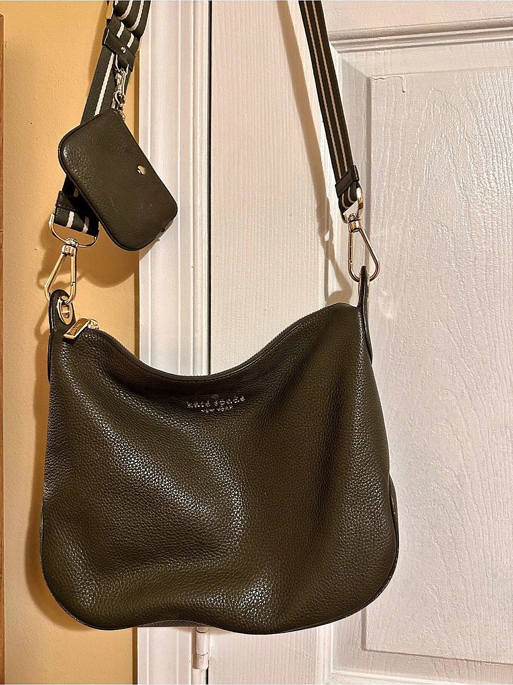 Kate Spade Green Shoulder Bag Attached Pouch Like New